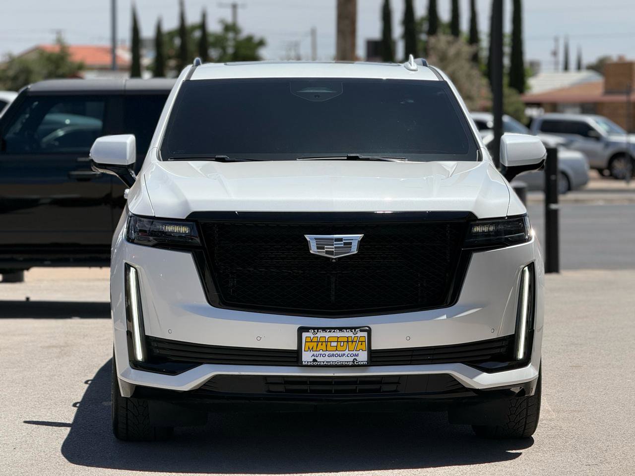 Used 2021 Cadillac Escalade Sport w/ Driver Assist Tech Package AWD/4WD image 3