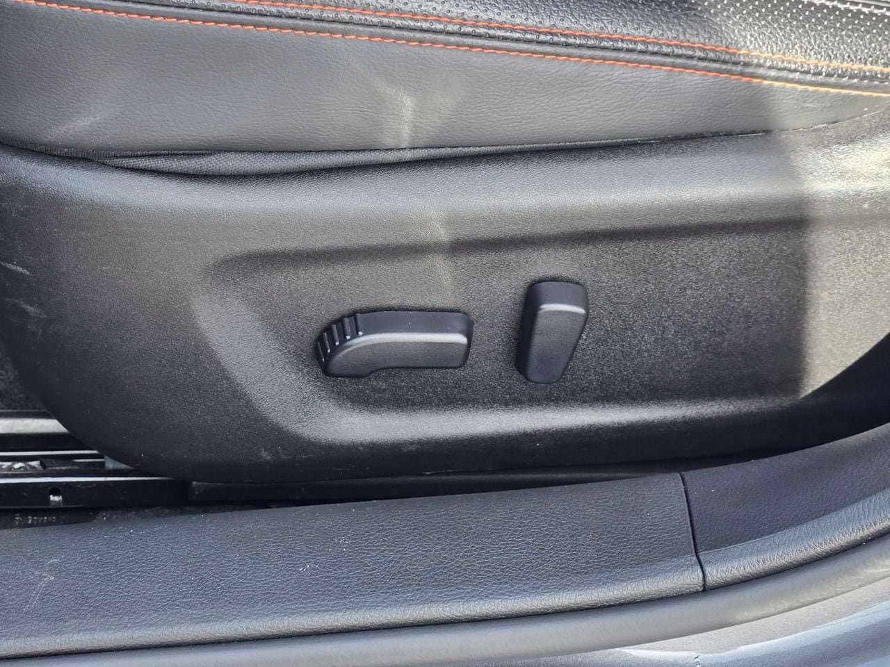 Used 2025 Nissan Altima 2.5 SR FWD image 10