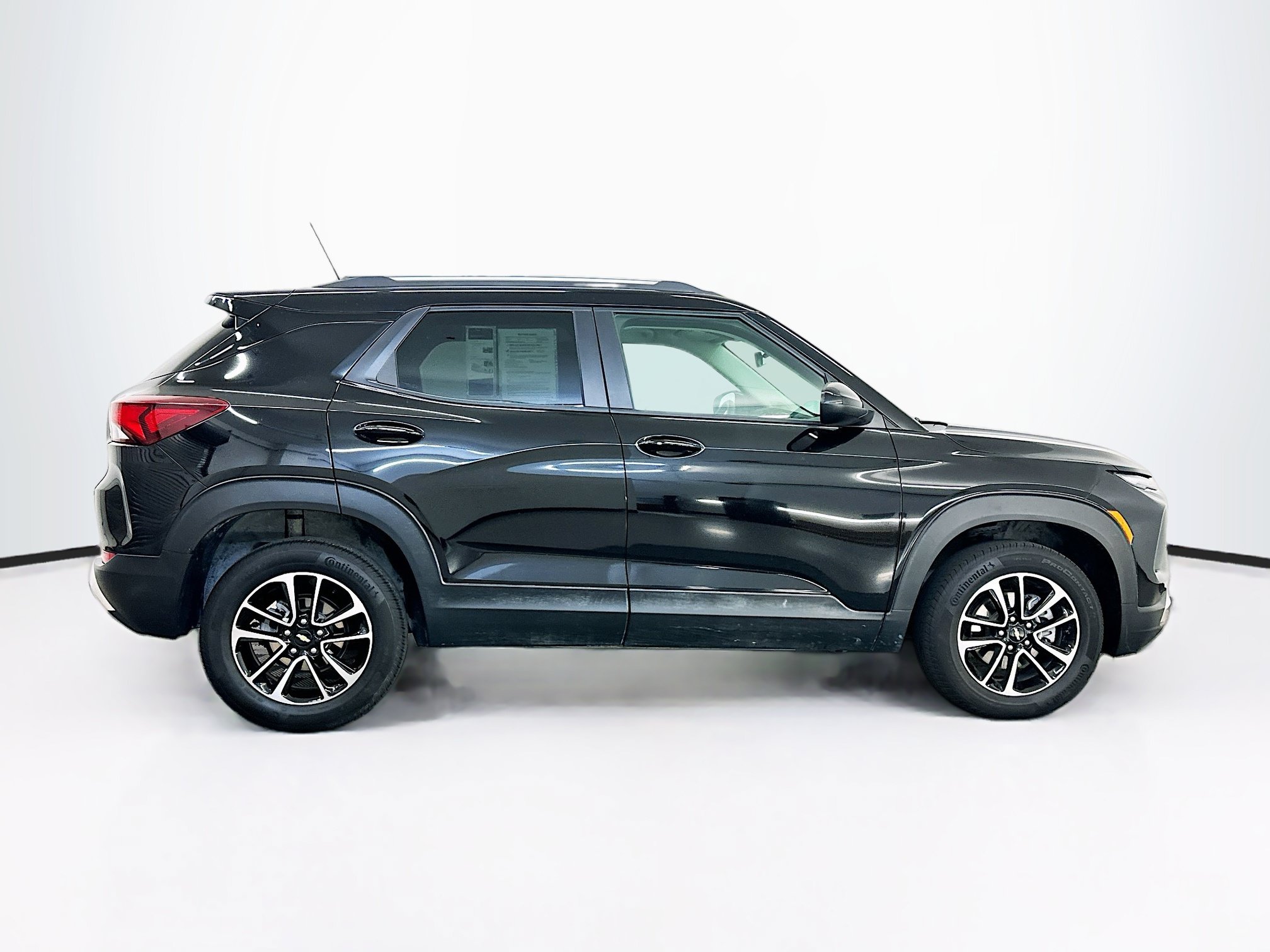 Used 2025 Chevrolet TrailBlazer LT AWD/4WD image 10