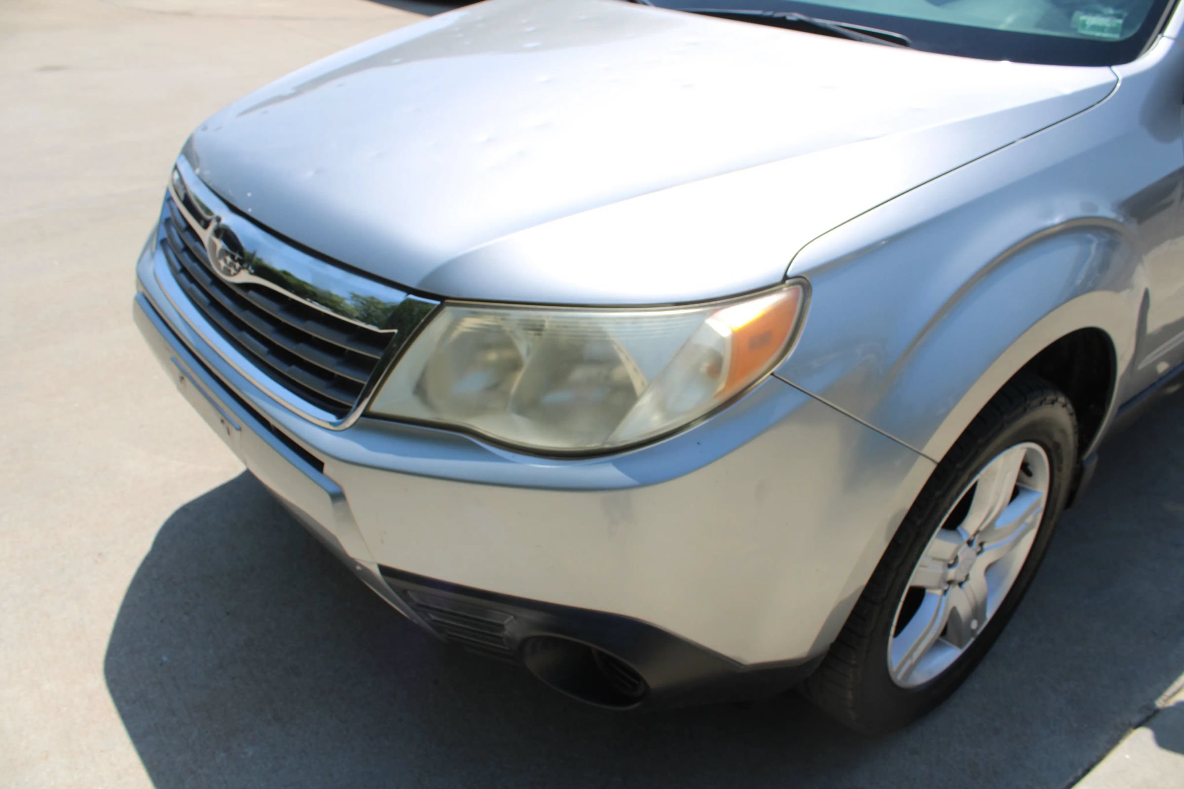 Used 2010 Subaru Forester 2.5X Premium w/ Popular Equipment Group 1A AWD/4WD image 3