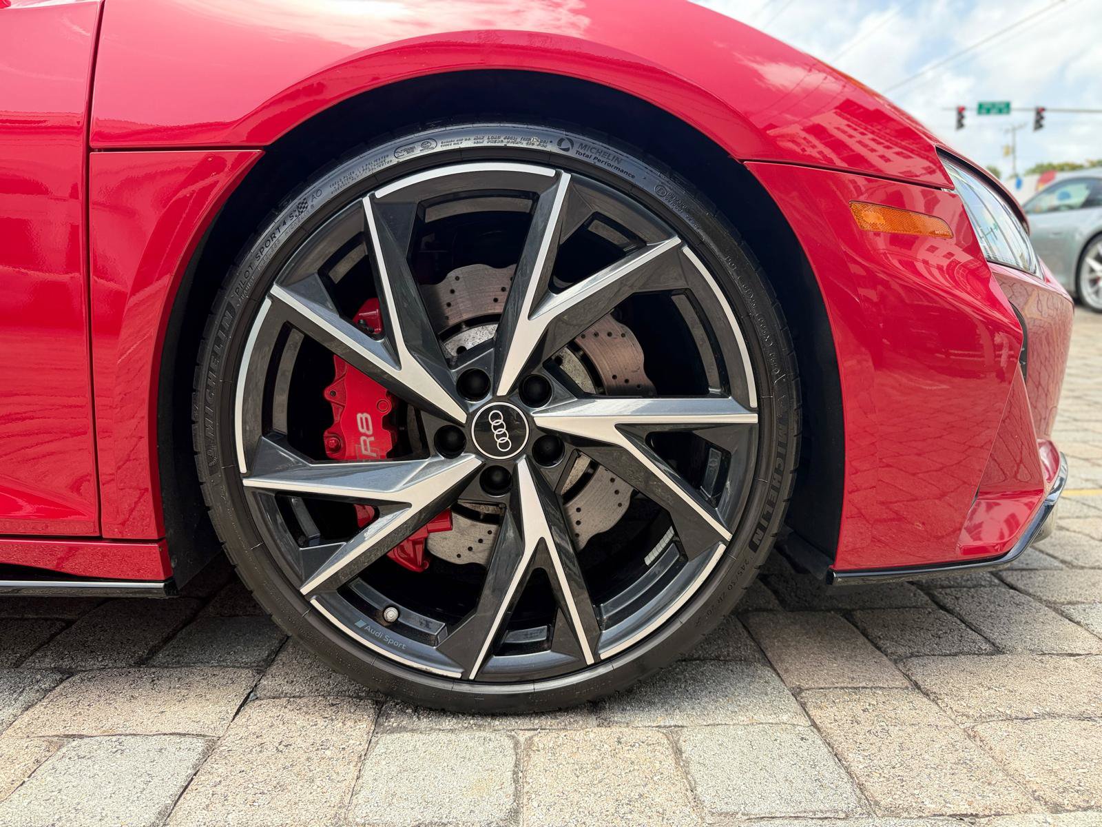 Used 2021 Audi R8 V10 RWD image 24