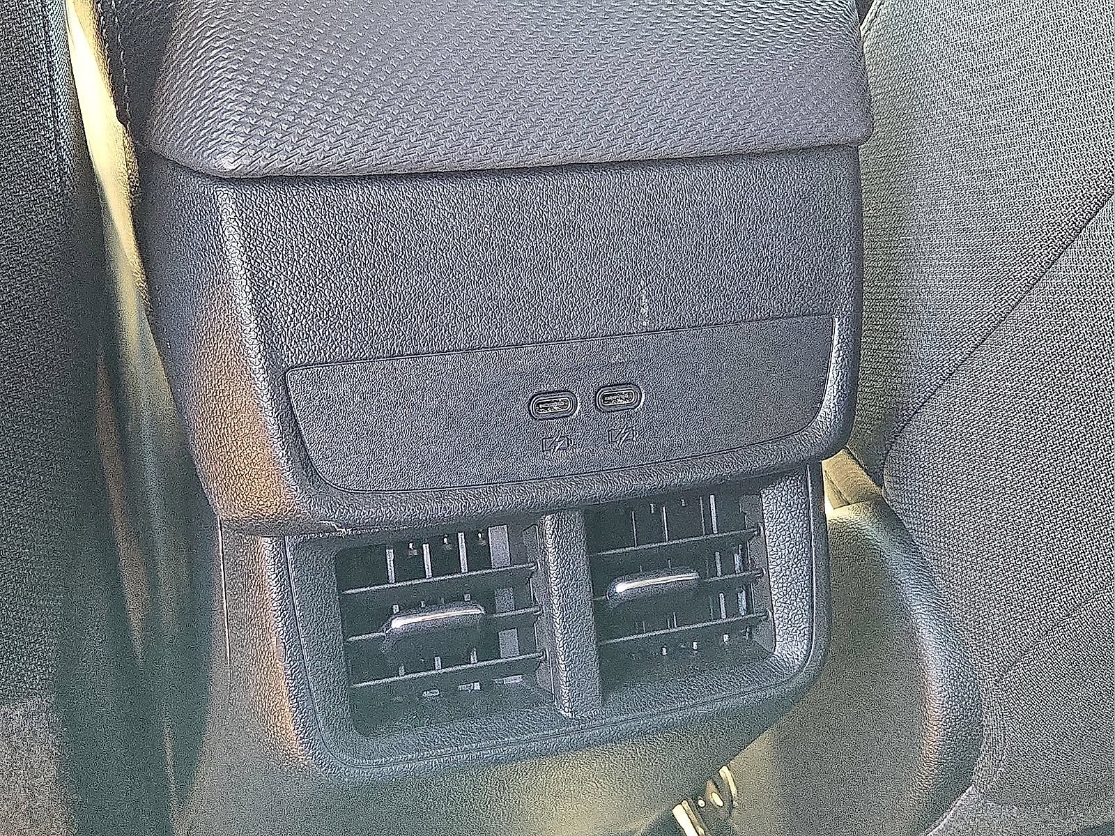 Used 2025 Chevrolet Equinox LT AWD/4WD image 15