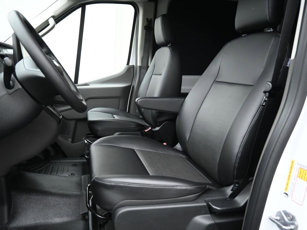 New 2026 Ford Transit 250 148 Medium Roof w/ Load Area Protection Package image 55