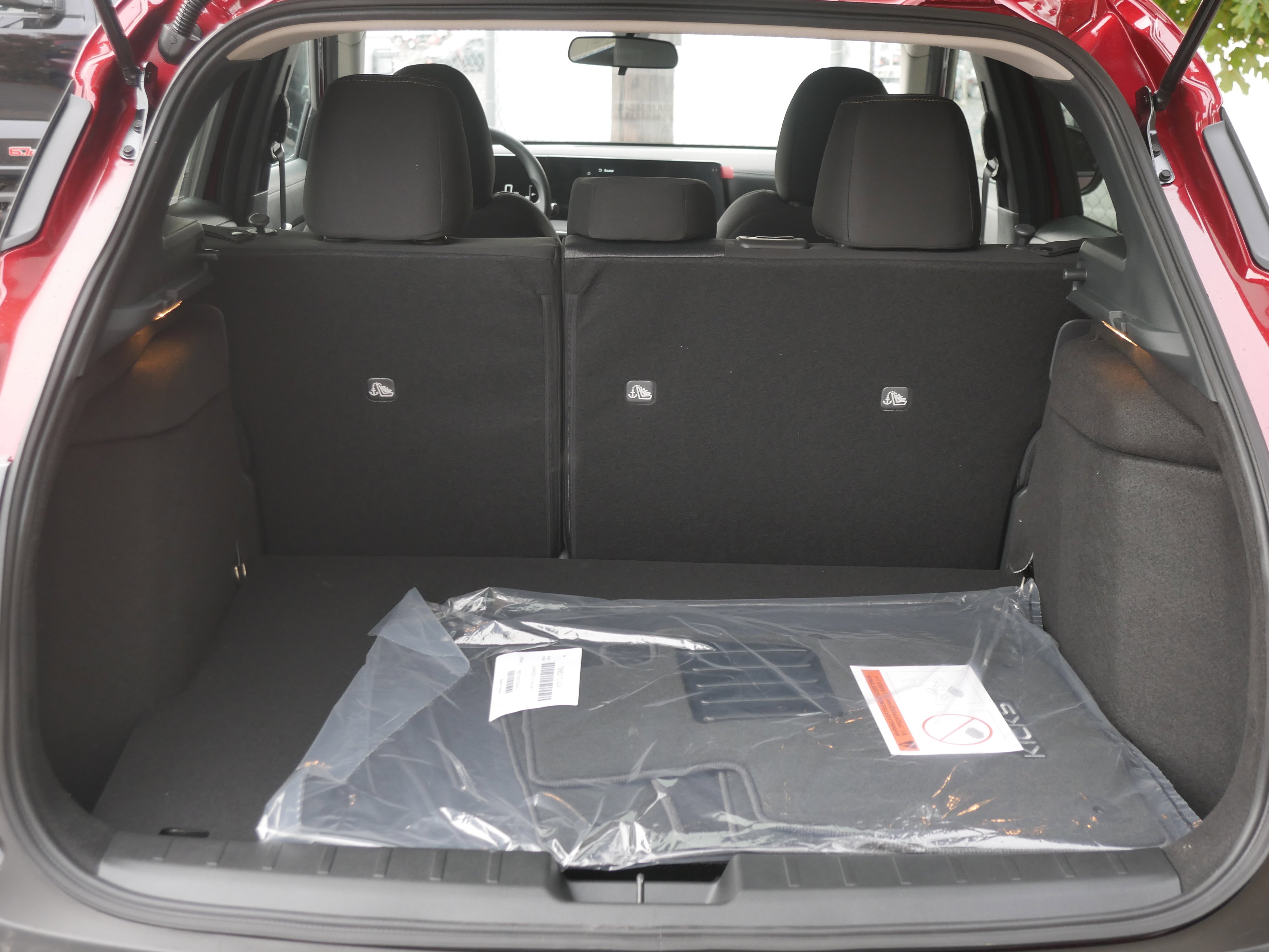 New 2026 Nissan Kicks SV w/ SV Premium Package image 20