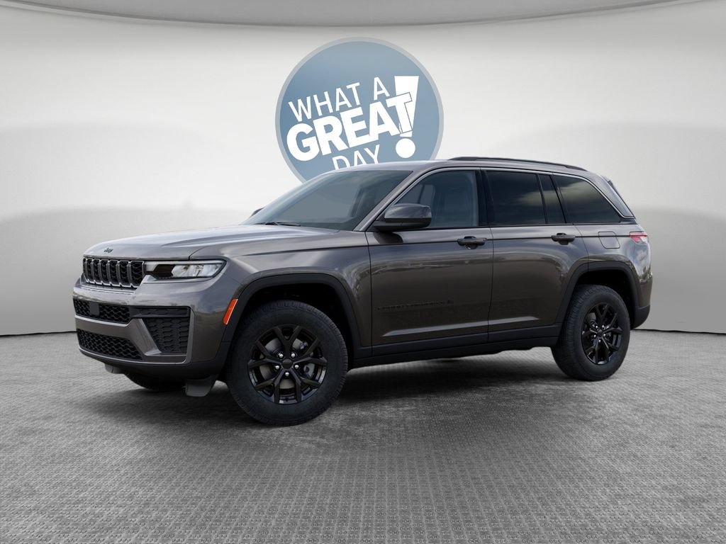 New 2026 Jeep Grand Cherokee Altitude AWD/4WD image 3