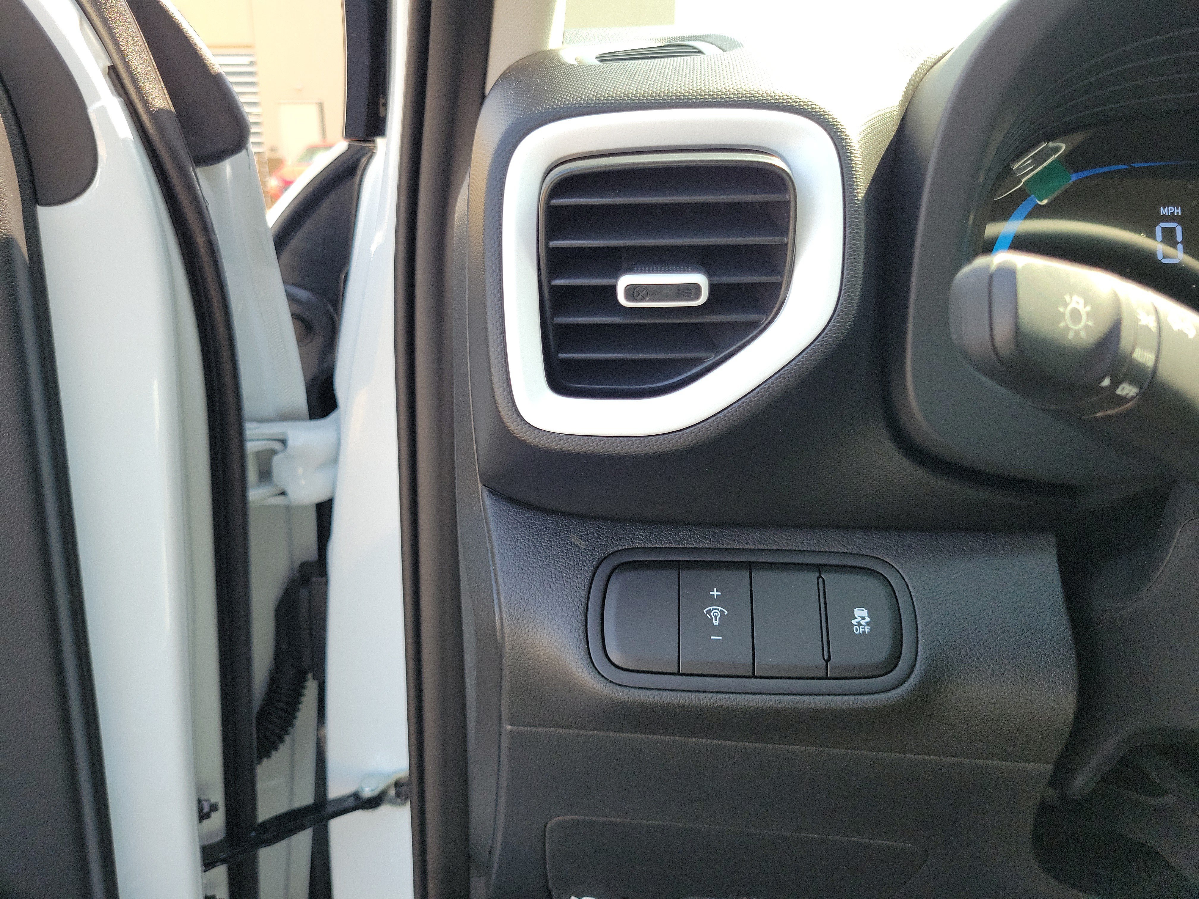 New 2026 Hyundai Venue SEL FWD image 20