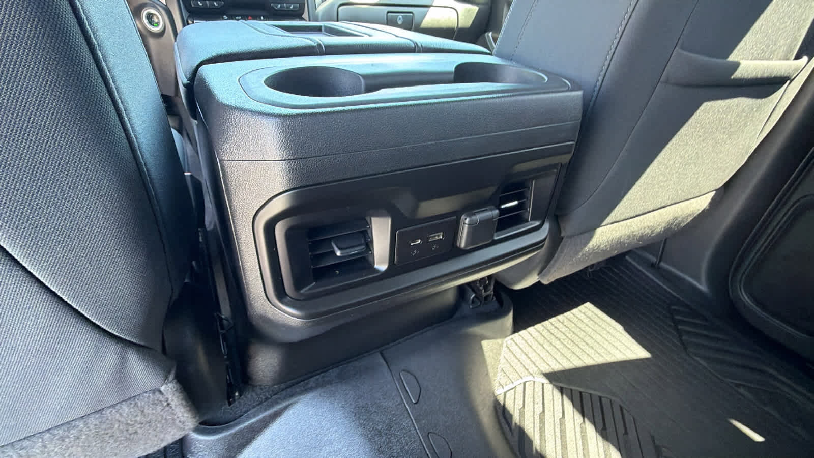 Used 2021 Chevrolet Silverado 1500 LT Trail Boss AWD/4WD image 25