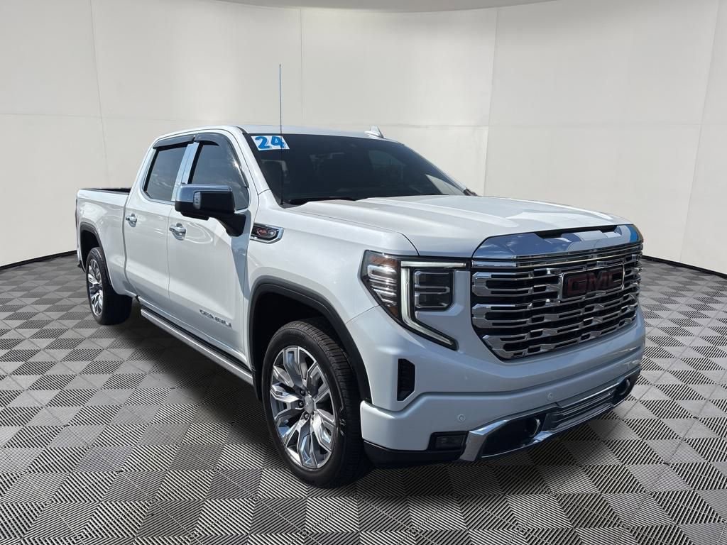 Used 2024 GMC Sierra 1500 Denali w/ Denali Reserve Package image 8