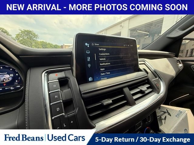 Used 2023 Chevrolet Suburban Z71 w/ Luxury Package AWD/4WD image 21
