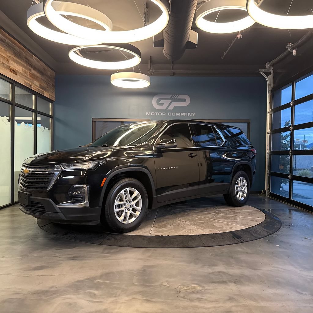 Used 2022 Chevrolet Traverse LS w/ LPO, Floor Liner Package AWD/4WD image 7