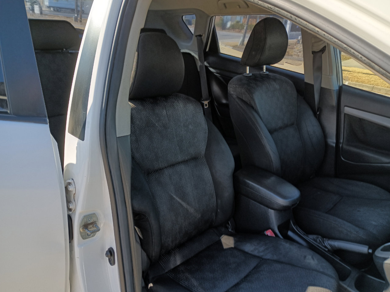 Used 2009 Pontiac Vibe 2.4L image 15