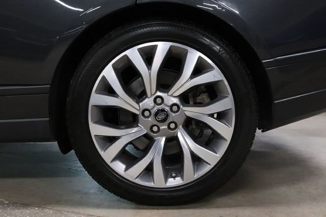 Used 2019 Land Rover Range Rover HSE image 35