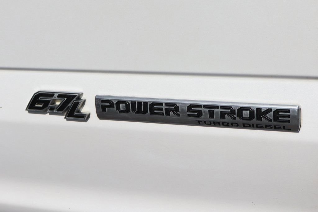 Used 2017 Ford F350 Lariat w/ Chrome Package image 49