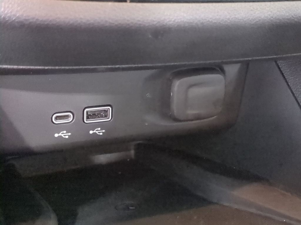 Used 2024 Buick Envista Sport Touring w/ Convenience I Package image 29