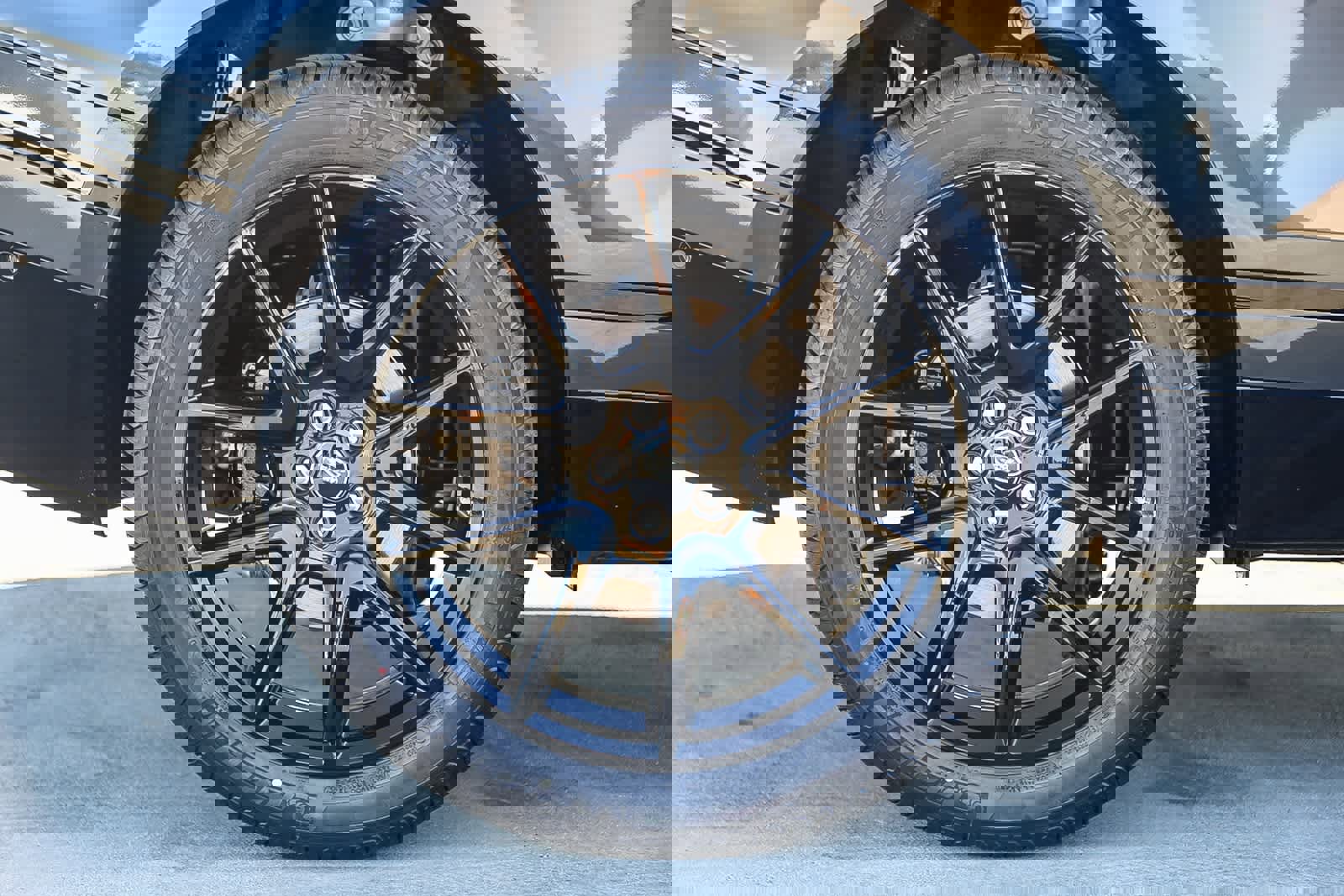 New 2026 Land Rover Range Rover Velar Dynamic SE image 11