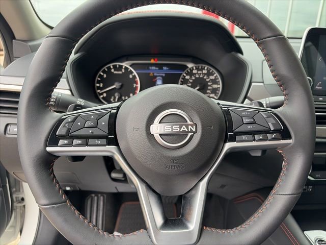 Certified 2025 Nissan Altima 2.5 SR image 13