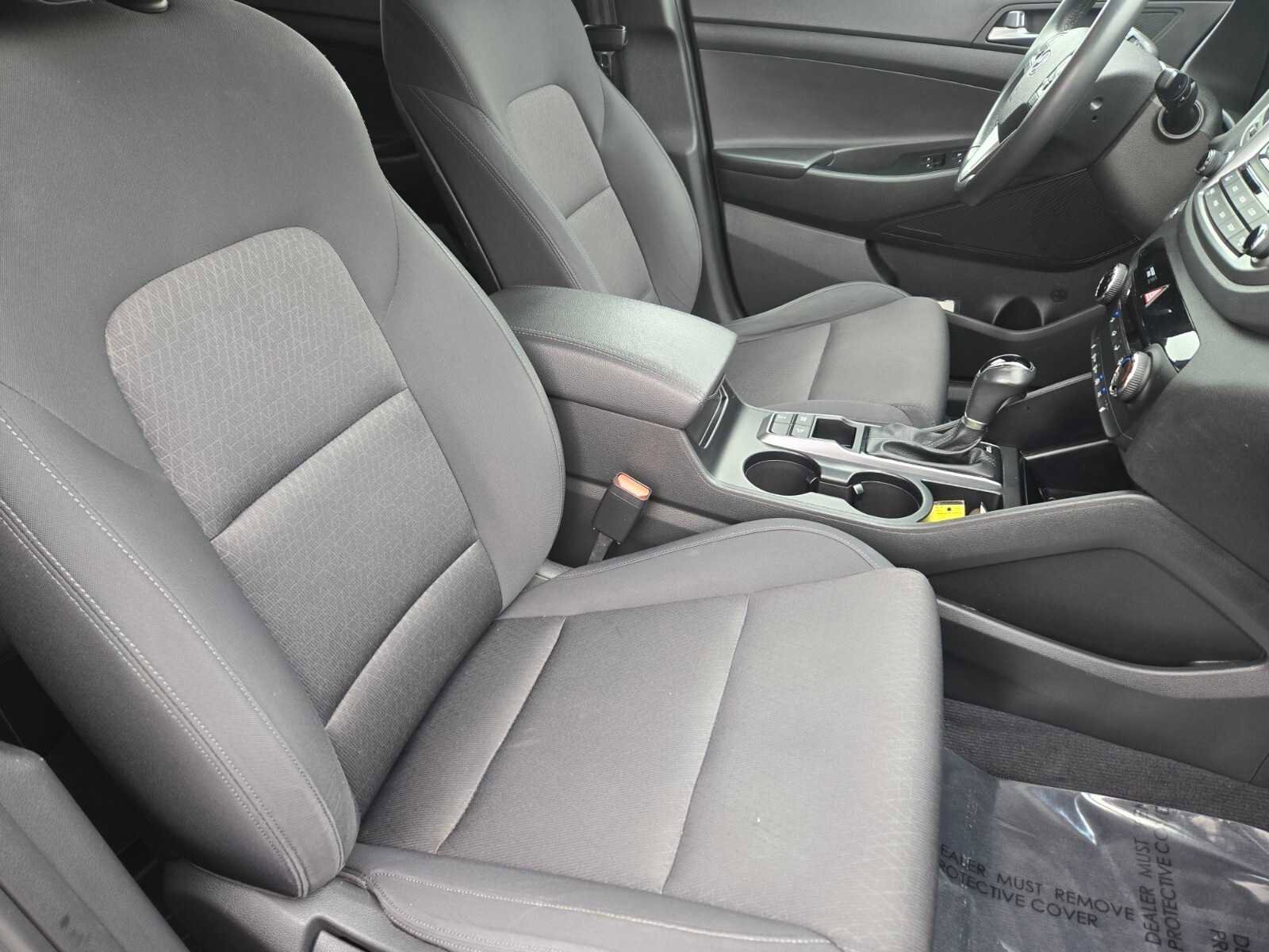 Used 2017 Hyundai Tucson Sport image 11