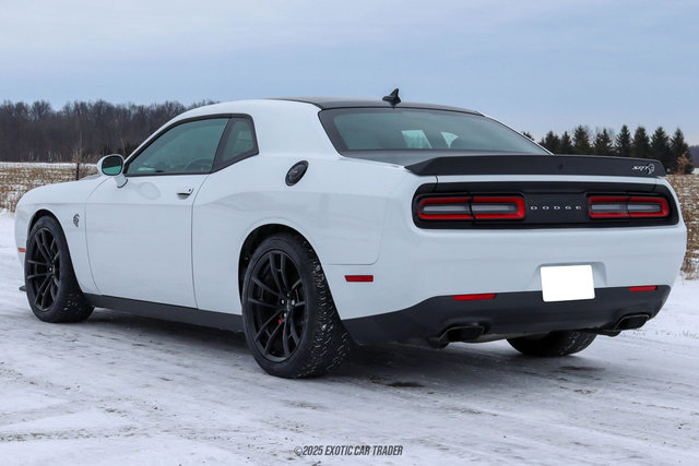 Used 2023 Dodge Challenger SRT Hellcat RWD image 6