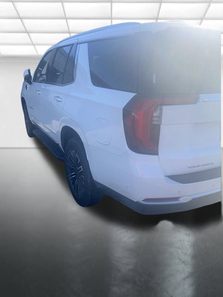 Used 2025 GMC Yukon Elevation w/ Elevation Premium Package image 15