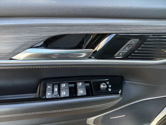 Used 2023 Jeep Wagoneer L Series II image 17