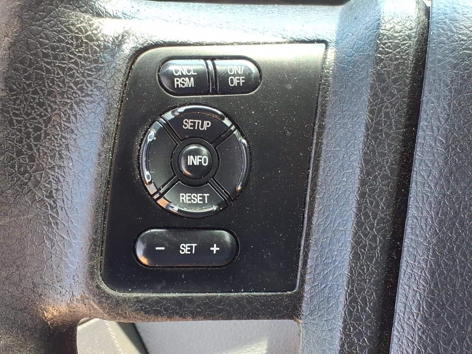 Used 2016 Ford F250 XL w/ Power Equipment Group AWD/4WD image 14