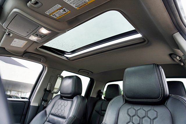 Certified 2024 Nissan Frontier SL w/ Technology Package RWD image 25