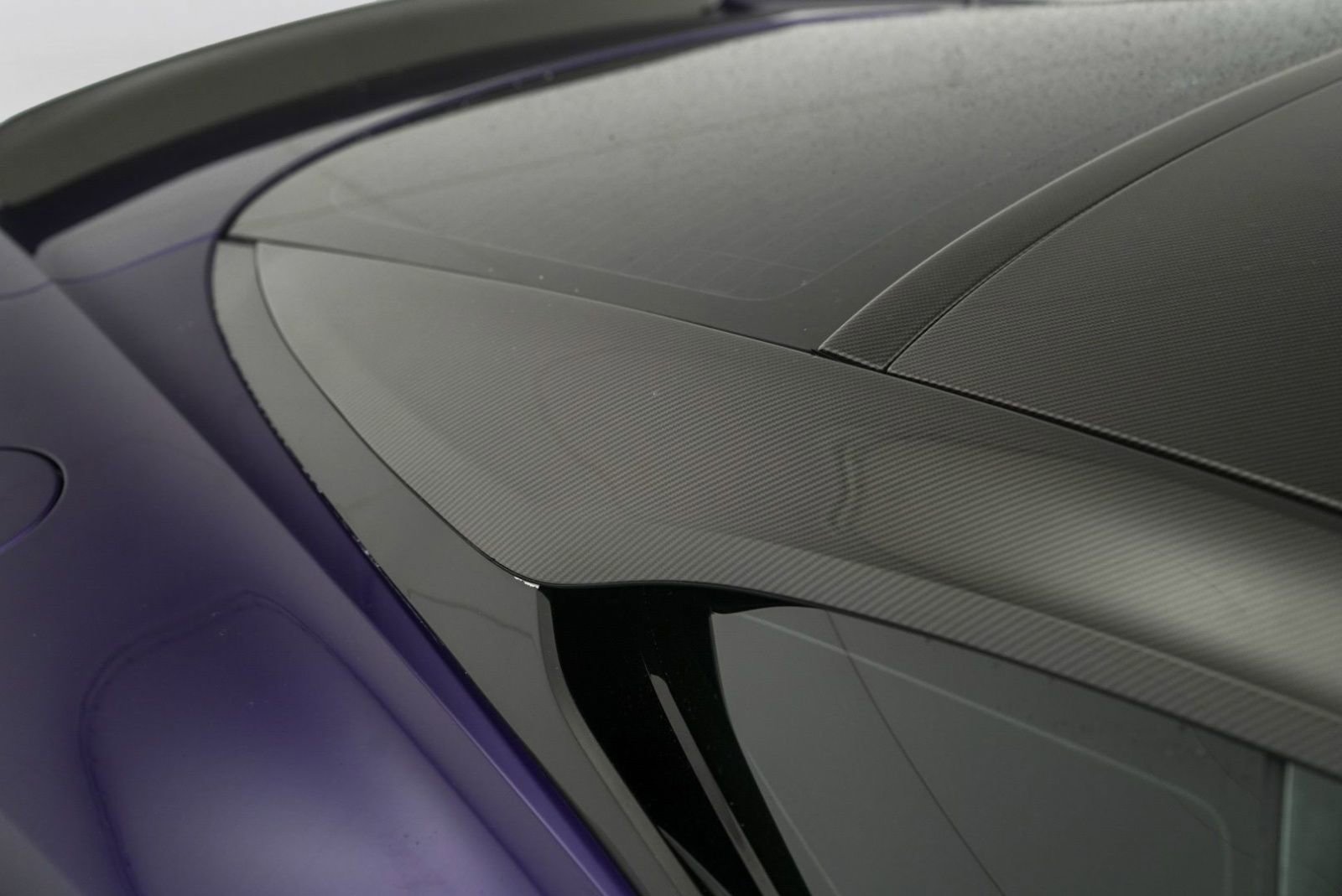 Used 2023 Aston Martin DBS Coupe RWD image 12