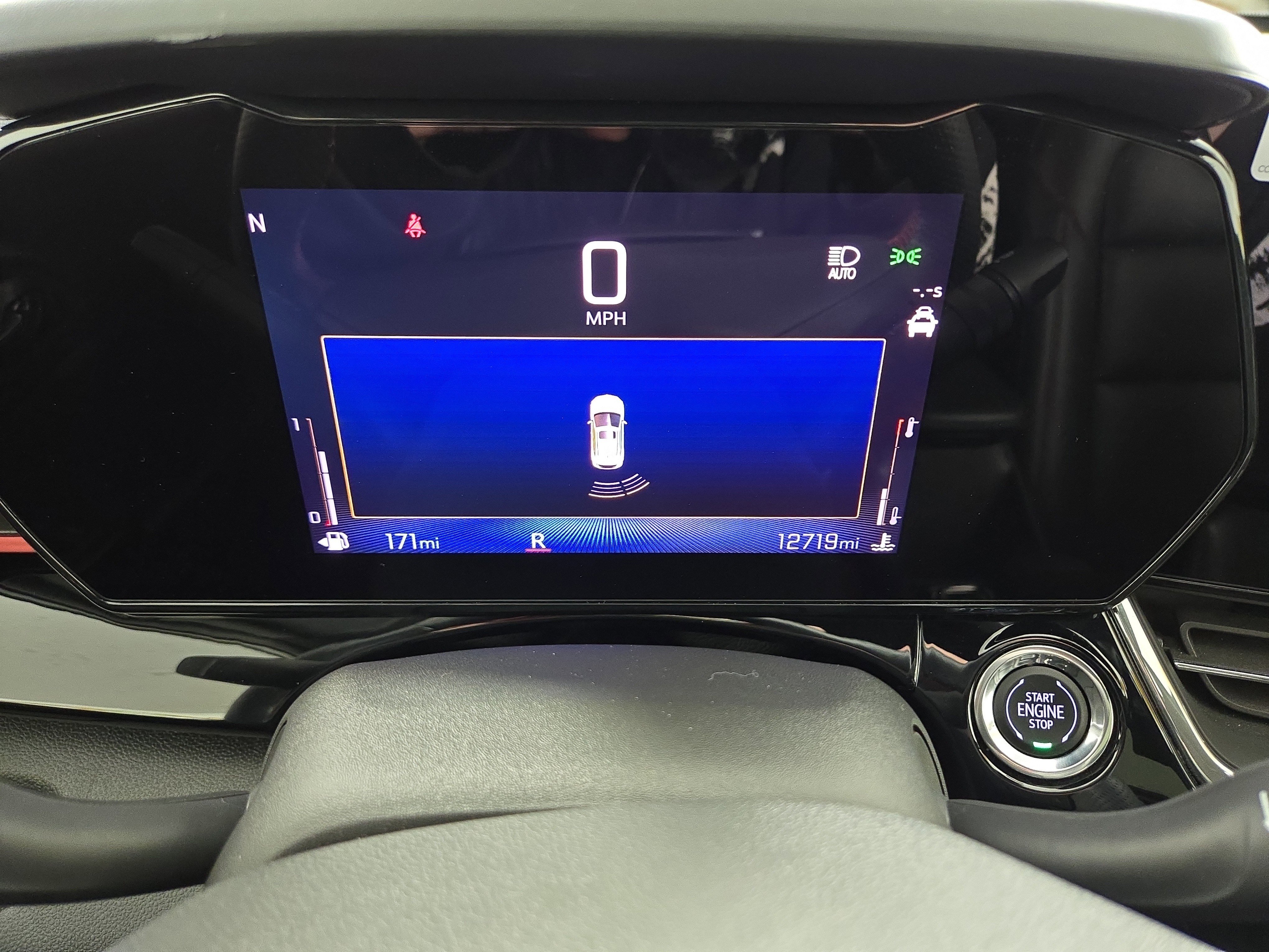 Certified 2025 Chevrolet Trax RS w/ Sunroof Package image 17