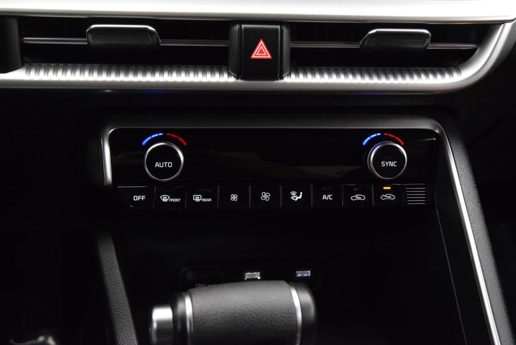 Used 2024 Kia K5 GT-Line w/ GT-Line Premium Package image 27