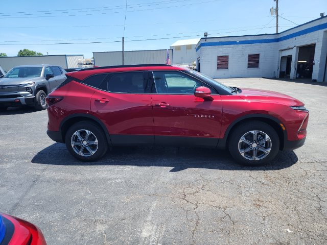 New 2026 Chevrolet Blazer LT w/ Sound & Technology Package FWD image 13