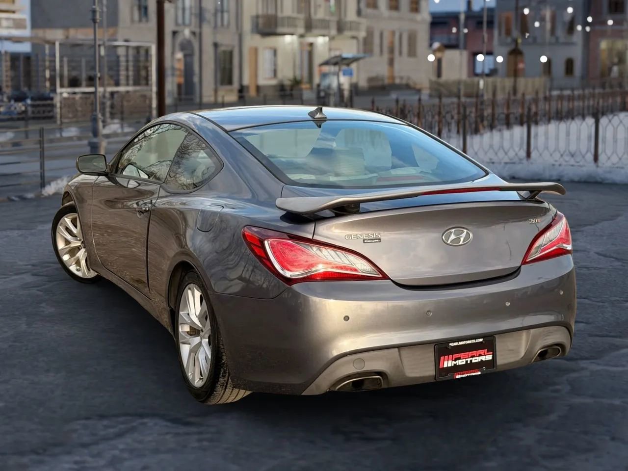 Used 2014 Hyundai Genesis 2.0T image 8