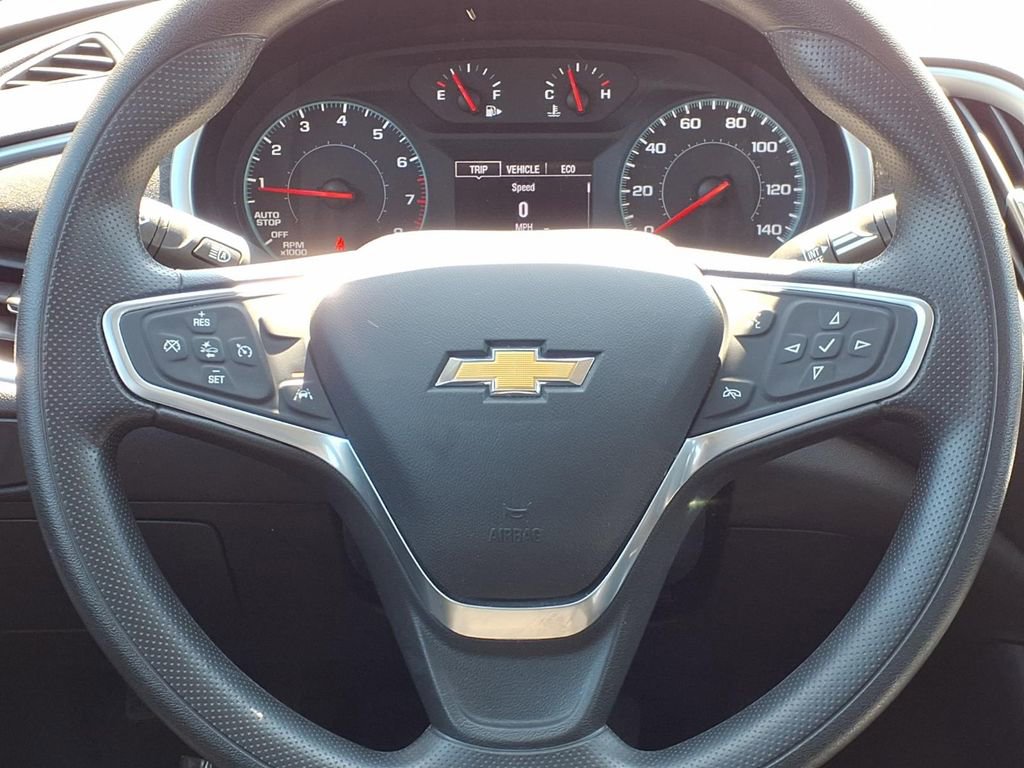 Used 2022 Chevrolet Malibu LS FWD image 18