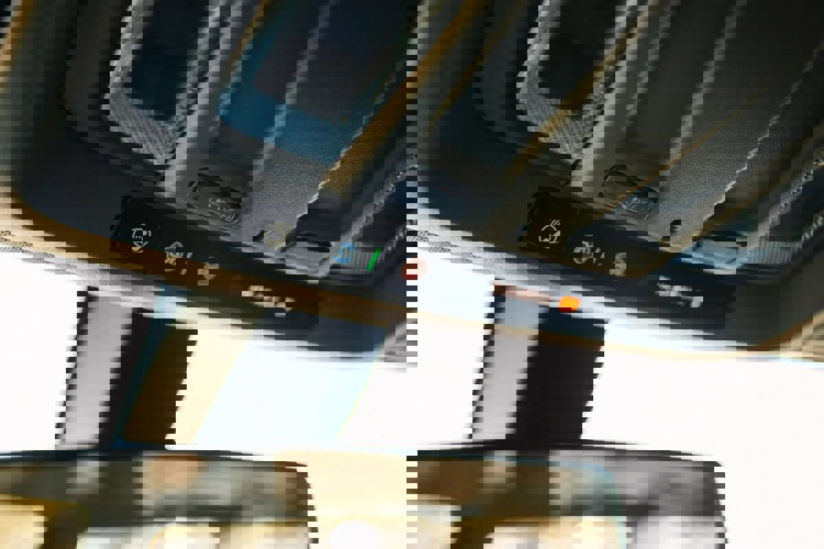 Used 2021 Chevrolet Silverado 1500 LT image 21