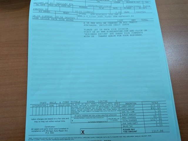 Certified 2022 Cadillac XT4 Premium Luxury w/ Enhanced Visibility Package image 3