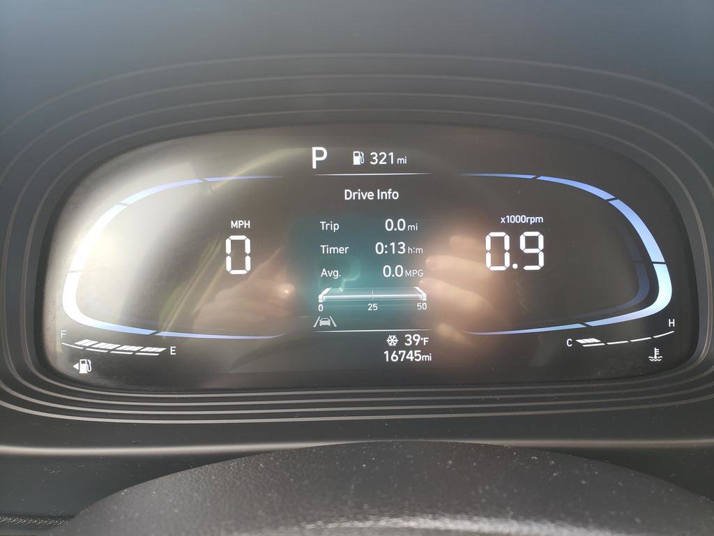 Used 2024 Hyundai Venue SEL FWD image 26