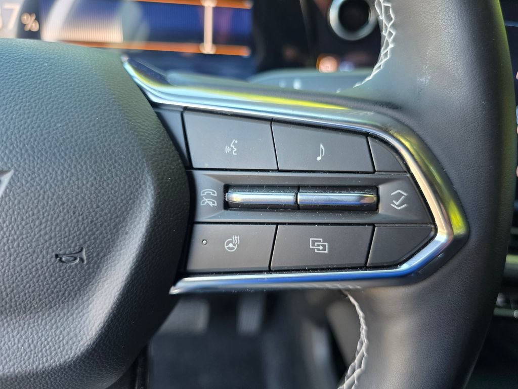 Certified 2024 Chevrolet Equinox EV LT FWD image 23