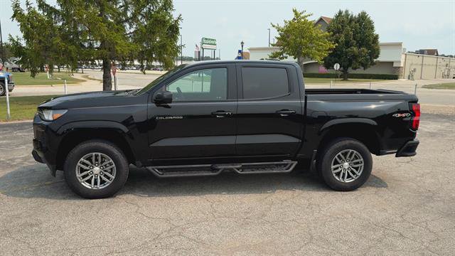Certified 2024 Chevrolet Colorado LT w/ LT Convenience Package AWD/4WD image 5
