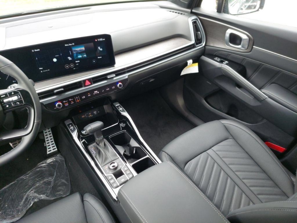 New 2026 Kia Sorento SX Prestige AWD/4WD image 17