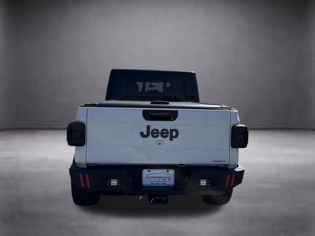Used 2022 Jeep Gladiator Mojave AWD/4WD image 7
