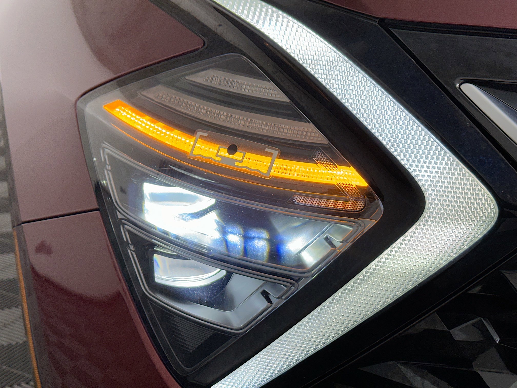 Used 2023 Kia Sportage SX image 9