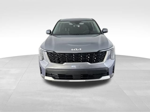 Certified 2024 Kia Sorento LX FWD image 3