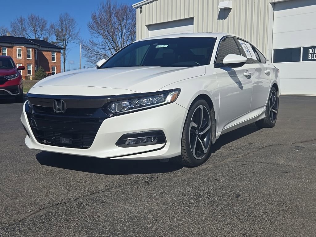 Used 2018 Honda Accord Sport image 3
