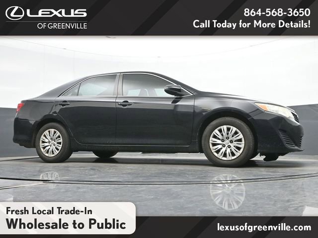 Used 2014 Toyota Camry FWD image 11