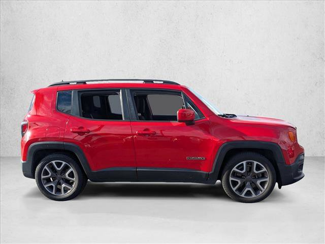 Used 2015 Jeep Renegade Latitude w/ Popular Equipment Group image 3