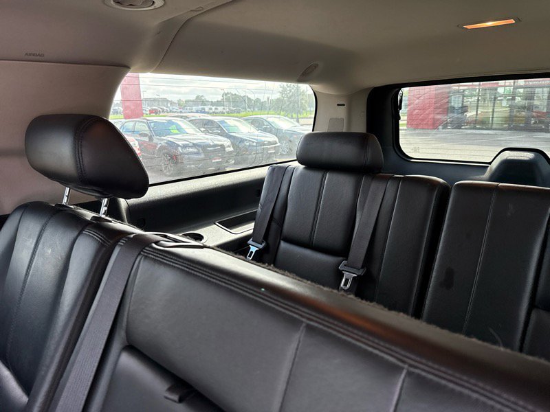 Used 2009 GMC Yukon XL SLT image 12