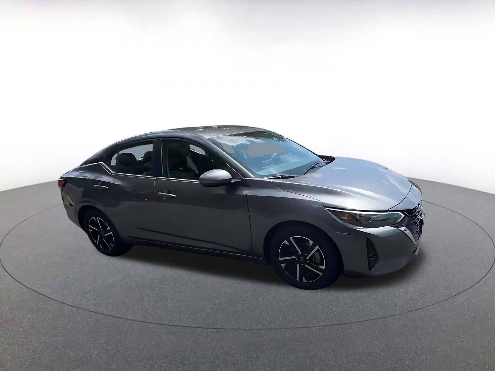 Used 2025 Nissan Sentra SV FWD video 2