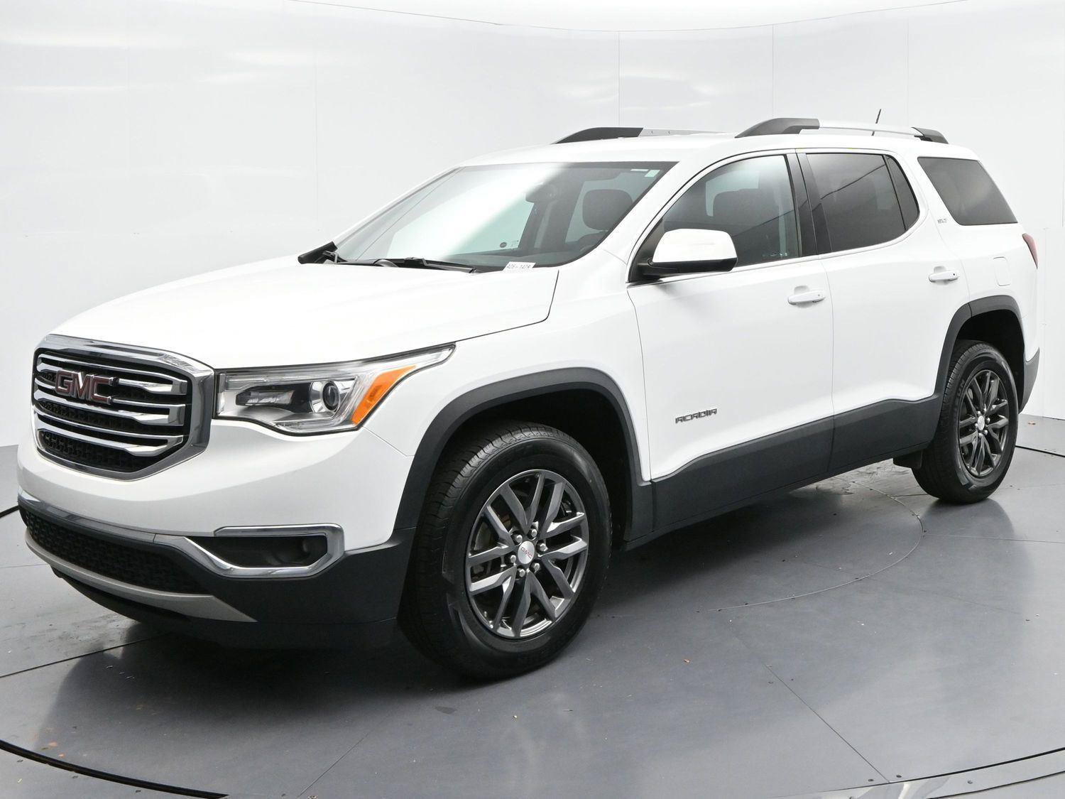 Used 2019 GMC Acadia SLT FWD image 3
