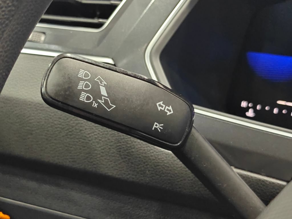 Used 2022 Volkswagen Tiguan S AWD/4WD image 36