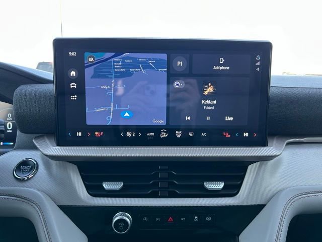 Used 2025 Ford Explorer Active w/ Active Comfort Package image 14