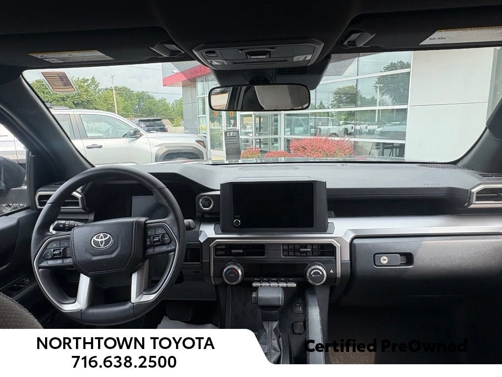 Used 2025 Toyota 4Runner SR5 AWD/4WD image 20